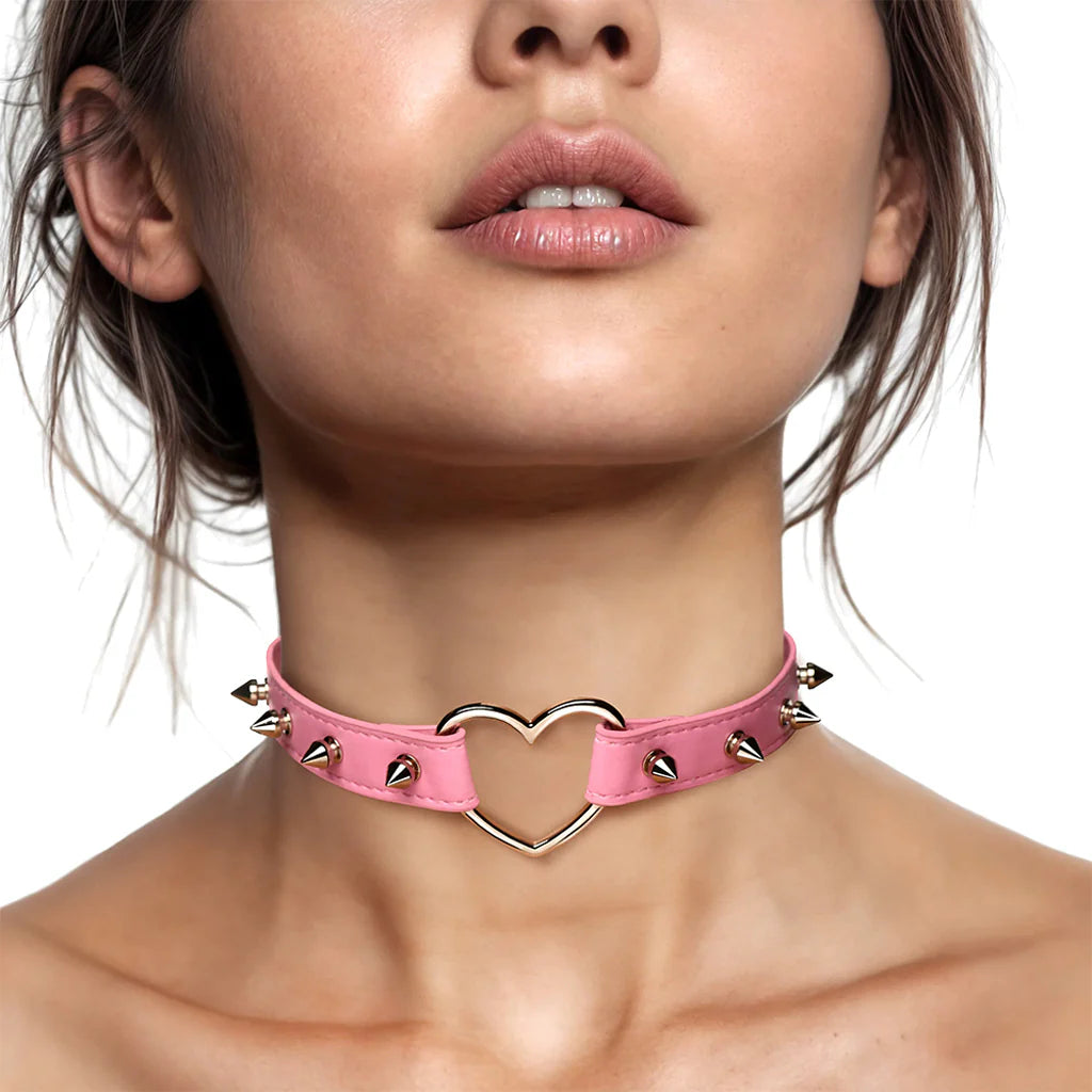 MasterSeries - Spiked heart choker